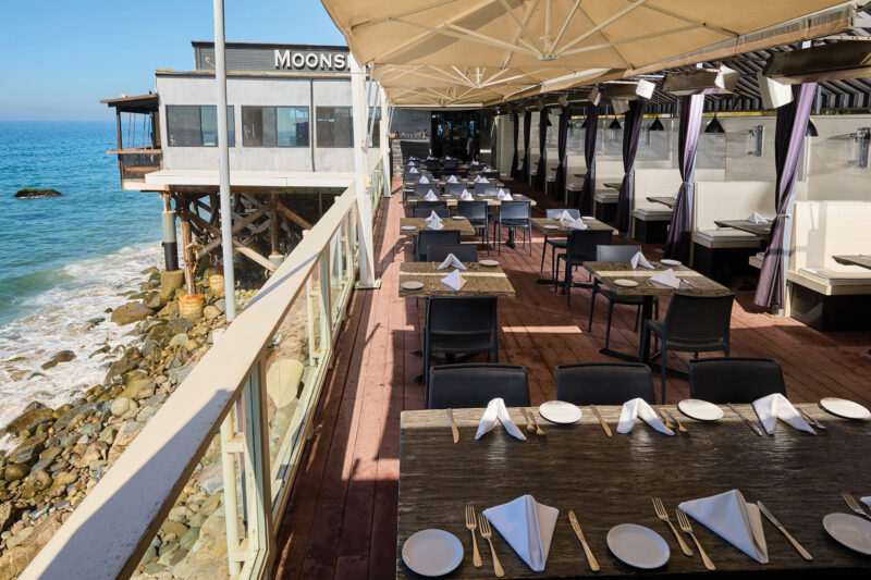 Moonshadows Malibu - patio dining